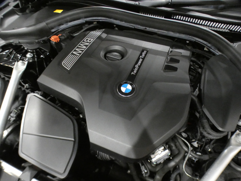 BMW 5シリーズ 523i Mｽﾎﾟｰﾂ　ｺﾝﾌｫA Dｱｼｽﾄ+ 追ACC ﾚｰﾝCHW 衝突軽減 ｸﾛｽ/ｱﾙｶﾝﾀｰﾗｼｰﾄ  iﾄﾞﾗｲﾌﾞﾅﾋﾞ(第6世代ﾀｯﾁP対応) ☆harman/kardon 全周囲ｶﾒﾗ PDC ☆ﾍｯﾄﾞｱｯﾌﾟDSP LEDﾗｲﾄ ｵｰﾄﾄﾗﾝｸ Mｽﾎﾟｰﾂｴｱﾛ&19AW　2年保証