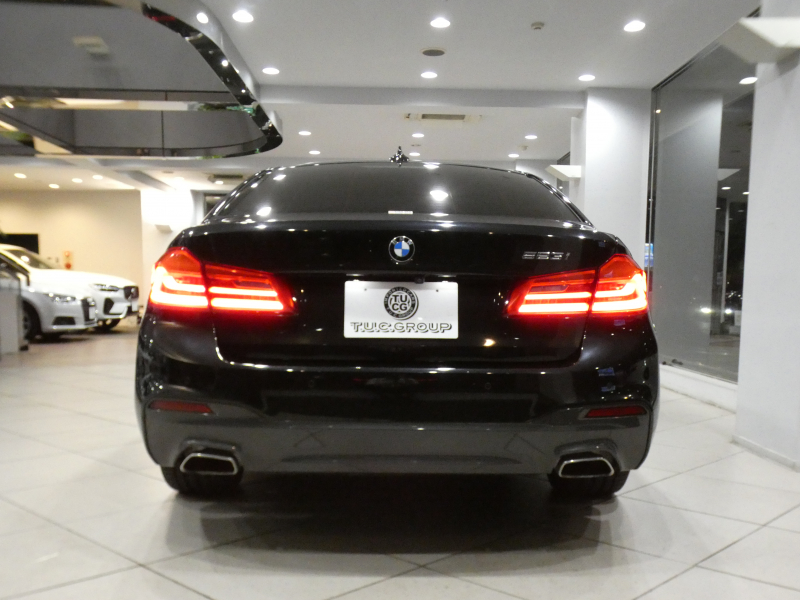 BMW 5シリーズ 523i Mｽﾎﾟｰﾂ　ｺﾝﾌｫA Dｱｼｽﾄ+ 追ACC ﾚｰﾝCHW 衝突軽減 ｸﾛｽ/ｱﾙｶﾝﾀｰﾗｼｰﾄ  iﾄﾞﾗｲﾌﾞﾅﾋﾞ(第6世代ﾀｯﾁP対応) ☆harman/kardon 全周囲ｶﾒﾗ PDC ☆ﾍｯﾄﾞｱｯﾌﾟDSP LEDﾗｲﾄ ｵｰﾄﾄﾗﾝｸ Mｽﾎﾟｰﾂｴｱﾛ&19AW　2年保証
