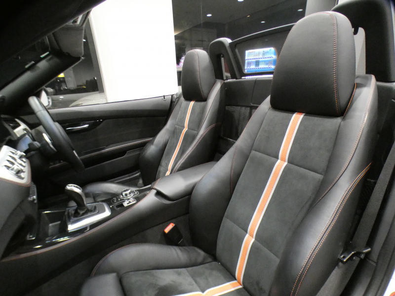 BMW Z4 Z4 Sﾄﾞﾗｲﾌﾞ20i Mｽﾎﾟｰﾂ ﾃﾞｻﾞｲﾝﾋﾟｭｱﾄﾗｸｼｮﾝ　後期 Pｽﾀｰﾄ 黒半革 ﾋｰﾀｰ iﾄﾞﾗｲﾌﾞﾅﾋﾞ(CIC) ☆TVﾁｭｰﾅｰ BTｵｰﾃﾞｨｵ ☆Bｶﾒﾗ ｷｾﾉﾝ Mｽﾎﾟｰﾂｴｱﾛ OP19AW　2年保証