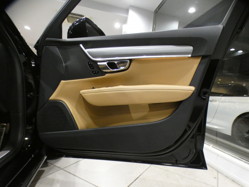 ボルボ V90 V90 T5 ﾓﾒﾝﾀﾑ　☆ERSTｺﾝﾌﾟﾘｰﾄ☆ ｼﾃｨｾｰﾌ 追ACC･LKA･ LCMA 茶革 ﾋｰﾀｰ ﾀｯﾁｽｸﾘｰﾝHDDﾅﾋﾞTV 全周ｶﾒﾗ PDC LEDﾗｲﾄ ｵｰﾄﾃｰﾙｹﾞｰﾄ EARTｴｱﾛ&20AW ERSTﾌﾞﾚｰｷｼｽﾃﾑ&ｻｽﾍﾟﾝｼｮﾝ ERSTﾏﾌﾗｰ　2年保証