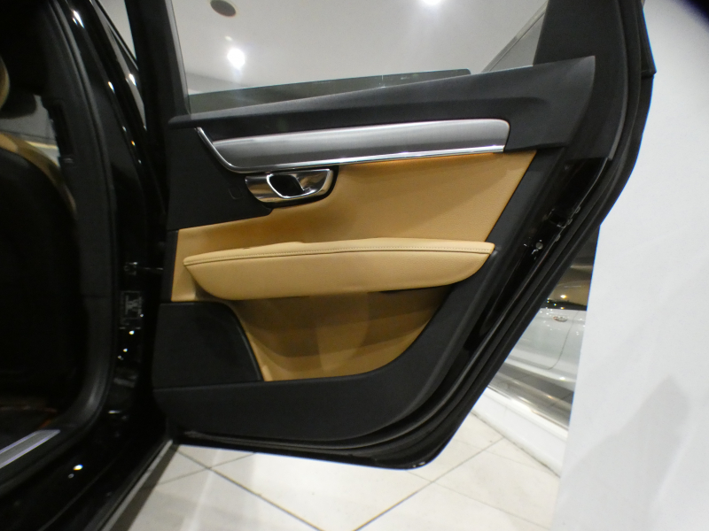 ボルボ V90 V90 T5 ﾓﾒﾝﾀﾑ　☆ERSTｺﾝﾌﾟﾘｰﾄ☆ ｼﾃｨｾｰﾌ 追ACC･LKA･ LCMA 茶革 ﾋｰﾀｰ ﾀｯﾁｽｸﾘｰﾝHDDﾅﾋﾞTV 全周ｶﾒﾗ PDC LEDﾗｲﾄ ｵｰﾄﾃｰﾙｹﾞｰﾄ EARTｴｱﾛ&20AW ERSTﾌﾞﾚｰｷｼｽﾃﾑ&ｻｽﾍﾟﾝｼｮﾝ ERSTﾏﾌﾗｰ　2年保証