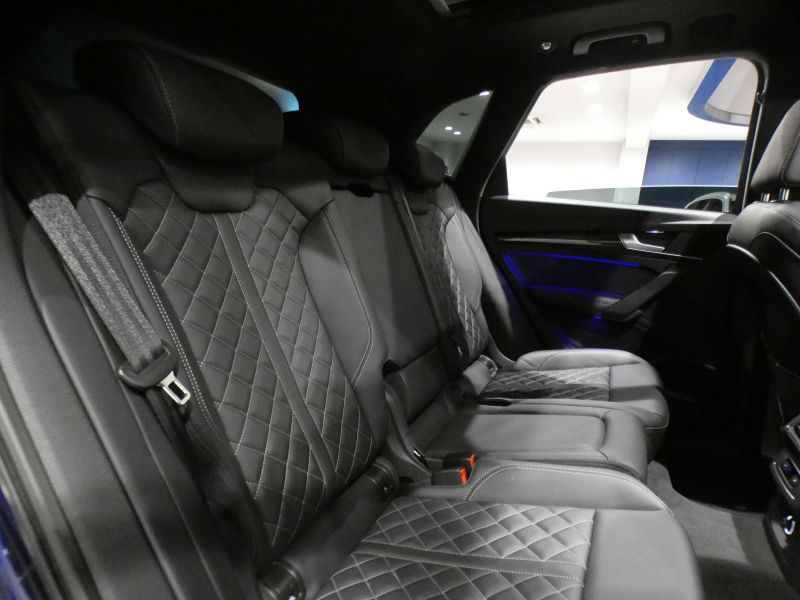 アウディ SQ5 SQ5 　ADVｷｰ 追ACC ｻｲﾄﾞｱｼｽﾄ ﾊﾟｰｸｱｼｽﾄ 黒革 ﾋｰﾀｰ ☆ﾊﾟﾉﾗﾏSR MMIﾅﾋﾞ ﾊﾞｰﾁｬﾙCP ☆B&Oｻｳﾝﾄﾞ ☆全周囲ｶﾒﾗ PDC ﾏﾄﾘｸｽLED ﾏﾙﾁｶﾗｰｱﾝﾋﾞｴﾝﾄﾗｲﾄ 専用ｴｸｽﾃﾘｱ ☆20AW 赤ｷｬﾘﾊﾟｰ 354ps　2年保証