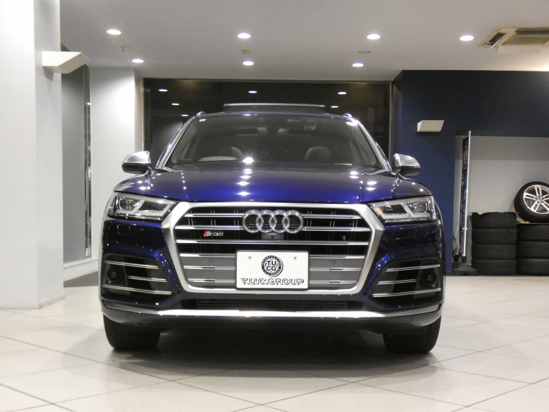 アウディ SQ5 SQ5 　ADVｷｰ 追ACC ｻｲﾄﾞｱｼｽﾄ ﾊﾟｰｸｱｼｽﾄ 黒革 ﾋｰﾀｰ ☆ﾊﾟﾉﾗﾏSR MMIﾅﾋﾞ ﾊﾞｰﾁｬﾙCP ☆B&Oｻｳﾝﾄﾞ ☆全周囲ｶﾒﾗ PDC ﾏﾄﾘｸｽLED ﾏﾙﾁｶﾗｰｱﾝﾋﾞｴﾝﾄﾗｲﾄ 専用ｴｸｽﾃﾘｱ ☆20AW 赤ｷｬﾘﾊﾟｰ 354ps　2年保証