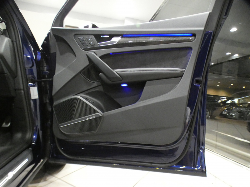 アウディ SQ5 SQ5 　ADVｷｰ 追ACC ｻｲﾄﾞｱｼｽﾄ ﾊﾟｰｸｱｼｽﾄ 黒革 ﾋｰﾀｰ ☆ﾊﾟﾉﾗﾏSR MMIﾅﾋﾞ ﾊﾞｰﾁｬﾙCP ☆B&Oｻｳﾝﾄﾞ ☆全周囲ｶﾒﾗ PDC ﾏﾄﾘｸｽLED ﾏﾙﾁｶﾗｰｱﾝﾋﾞｴﾝﾄﾗｲﾄ 専用ｴｸｽﾃﾘｱ ☆20AW 赤ｷｬﾘﾊﾟｰ 354ps　2年保証