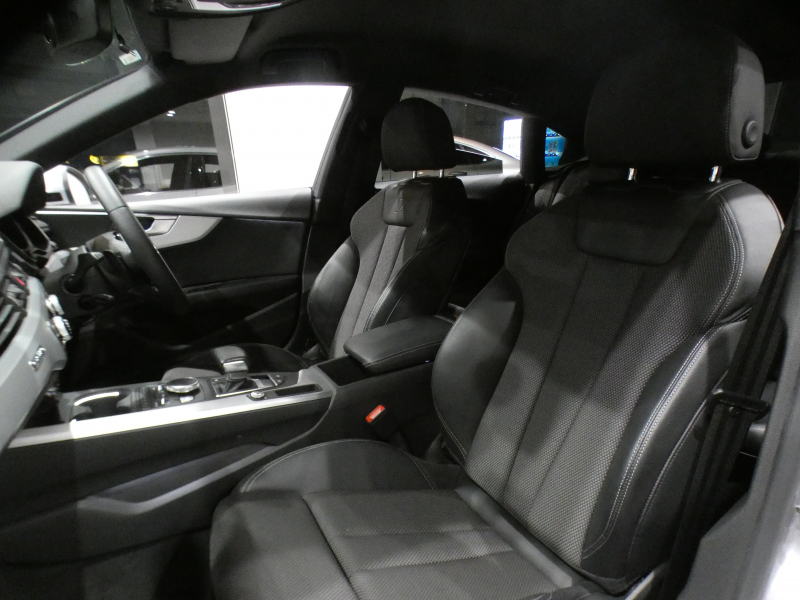 アウディ A5 A5ｽﾎﾟｰﾂﾊﾞｯｸ 2.0TFSI ｸﾜﾄﾛｽﾎﾟｰﾂ Sﾗｲﾝ&ｾｰﾌﾃｨPKG　ADVｷｰ 追ACC ﾚｰﾝ&ｻｲﾄﾞｱｼｽﾄ ｱｳﾃﾞｨﾌﾟﾚｾﾝｽ 半革 ﾋｰﾀｰ MMIﾅﾋﾞ ﾊﾞｰﾁｬﾙCP ｽﾏｰﾄﾌｫﾝIF ☆全周囲ｶﾒﾗ PDC ﾏﾄﾘｸｽLED Sﾗｲﾝｴｸｽﾃﾘｱ&18AW　2年保証