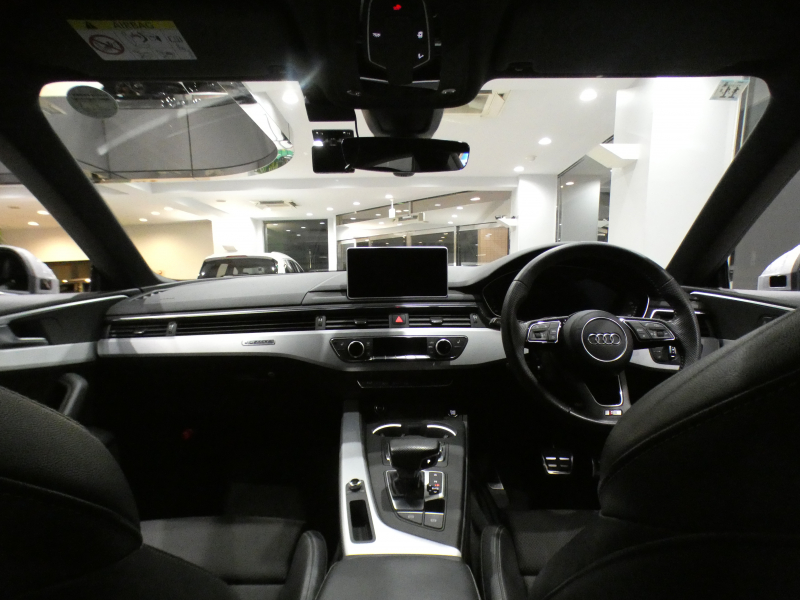 アウディ A5 A5ｽﾎﾟｰﾂﾊﾞｯｸ 2.0TFSI ｸﾜﾄﾛｽﾎﾟｰﾂ Sﾗｲﾝ&ｾｰﾌﾃｨPKG　ADVｷｰ 追ACC ﾚｰﾝ&ｻｲﾄﾞｱｼｽﾄ ｱｳﾃﾞｨﾌﾟﾚｾﾝｽ 半革 ﾋｰﾀｰ MMIﾅﾋﾞ ﾊﾞｰﾁｬﾙCP ｽﾏｰﾄﾌｫﾝIF ☆全周囲ｶﾒﾗ PDC ﾏﾄﾘｸｽLED Sﾗｲﾝｴｸｽﾃﾘｱ&18AW　2年保証