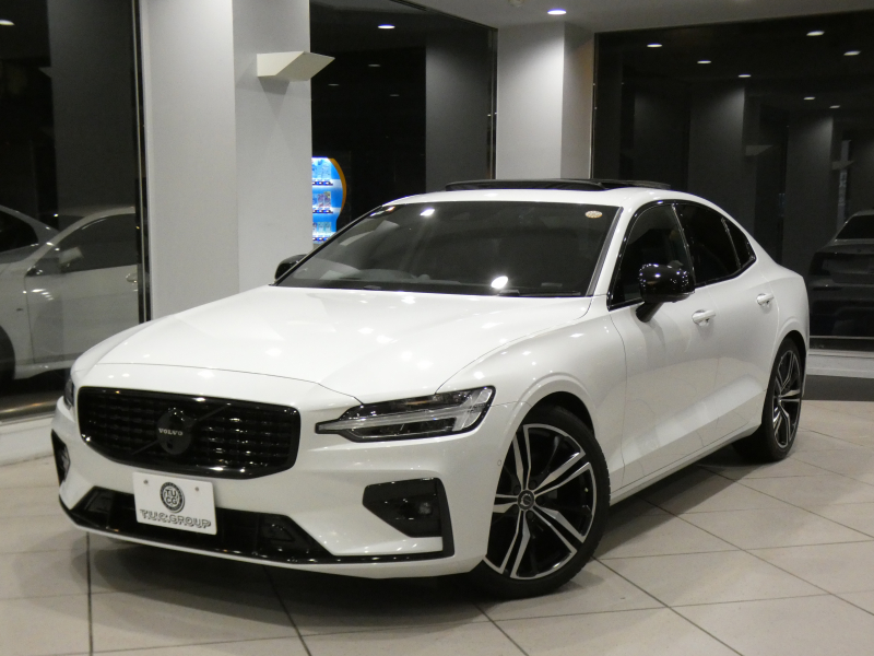 ボルボ S60 S60 B5 Rﾃﾞｻﾞｲﾝ　 ｼﾃｨｾｰﾌﾃｨ ACC･BLIS 黒半革 全席ﾋｰﾀｰ ☆ﾊﾟﾉﾗﾏSR ☆革張りﾀﾞｯｼｭﾎﾞｰﾄﾞ ﾀｯﾁｽｸﾘｰﾝHDDﾅﾋﾞ ☆B&Wｻｳﾝﾄﾞ全周囲ｶﾒﾗ ﾜｲﾔﾚｽCH ﾍｯﾄﾞｱｯﾌﾟDSP LEDﾗｲﾄ Rﾃﾞｻﾞｲﾝ専用ｴｸｽﾃﾘｱ ☆OP19AW　2年保証
