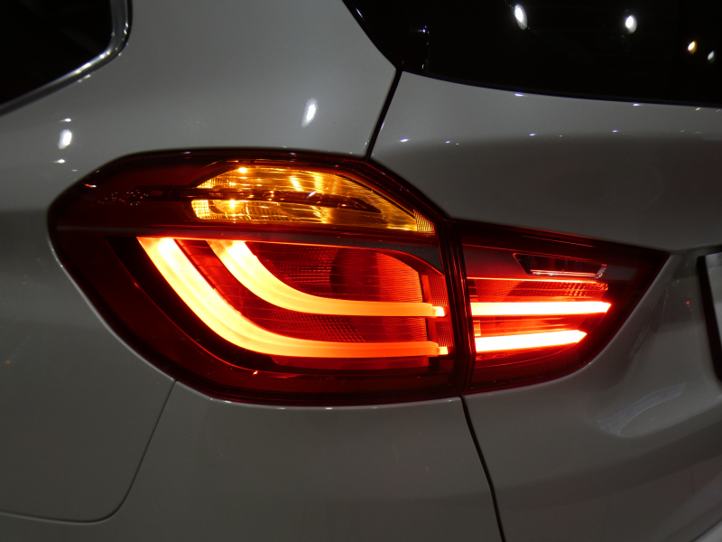 BMW 2シリーズ 218iｸﾞﾗﾝﾂｱﾗｰ ﾗｸﾞｼﾞｭｱﾘｰ ADｾｰﾌﾃｨPKG　☆有償ｶﾗｰ ☆後期 追ACC ﾚｰﾝDW 白革 ﾋｰﾀｰ iﾄﾞﾗｲﾌﾞﾅﾋﾞ(第6世代ﾀｯﾁP対応) ﾍｯﾄﾞｱｯﾌﾟDSP Bｶﾒﾗ PDC LEDﾗｲﾄ ｵｰﾄﾃｰﾙｹﾞｰﾄ　2年保証
