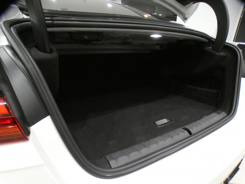BMW 2シリーズ M235i Xﾄﾞﾗｲﾌﾞ ｸﾞﾗﾝｸｰﾍﾟ　ｺﾝﾌｫA Dｱｼｽﾄ 追ACC ﾚｰﾝDW 衝突軽減 半革 ﾋｰﾀｰ iﾄﾞﾗｲﾌﾞﾅﾋﾞ(第7世代) Bｶﾒﾗ PDC LEDﾗｲﾄ ｱﾝﾋﾞｴﾝﾄﾗｲﾄ 専用ｴｸｽﾃﾘｱ&18AW 306ps　2年保証
