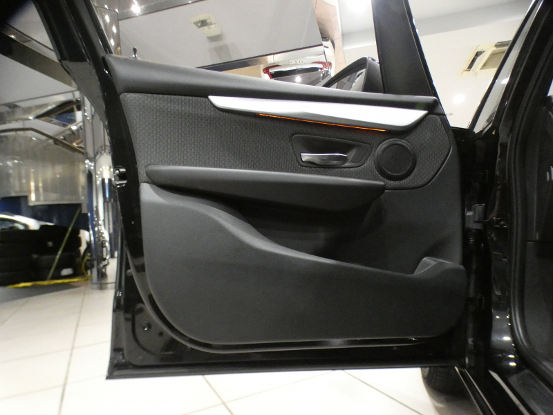 BMW 2シリーズ 218iｸﾞﾗﾝﾂｱﾗｰ ｱﾄﾞﾊﾞﾝｽﾄｱｸﾃｨﾌﾞｾｰﾌﾃｨPKG　☆後期 ☆追ACC ﾚｰﾝDW ｼｰﾄﾋｰﾀｰ iﾄﾞﾗｲﾌﾞﾅﾋﾞ(第6世代ﾀｯﾁP対応) ☆ﾍｯﾄﾞｱｯﾌﾟDSP Bｶﾒﾗ PDC LEDﾗｲﾄ ｵｰﾄﾃｰﾙｹﾞｰﾄ　2年保証