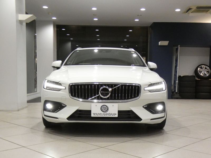 ボルボ V60 V60 T5 ｲﾝｽｸﾘﾌﾟｼｮﾝ　追ACC･LKA･ LCMA 茶革 ﾋｰﾀｰ ﾍﾞﾝﾁﾚｰﾀｰ ﾏｯｻｰｼﾞ ☆OPｲﾝﾃﾘｱﾄﾘﾑ ﾀｯﾁｽｸﾘｰﾝHDDﾅﾋﾞTV harmank 全周囲ｶﾒﾗ ﾍｯﾄﾞｱｯﾌﾟDSP LEDﾗｲﾄ ｵｰﾄﾃｰﾙｹﾞｰﾄ 18AW　2年保証