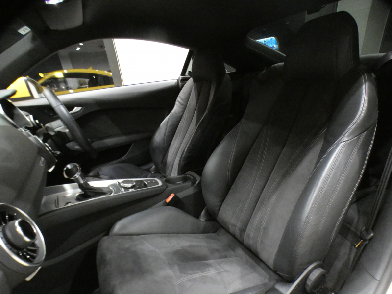 アウディ TTクーペ TTｸｰﾍﾟ 2.0TFSI Sﾗｲﾝ&ｱｼｽﾀﾝｽPKG　ADVｷｰ ｸﾙｺﾝ 半革 MMIﾅﾋﾞTV ☆Bｶﾒﾗ PDC ﾊﾞｰﾁｬﾙCP ☆ﾏﾄﾘｸｽLED Sﾗｲﾝｴｸｽﾃﾘｱ&18AW　2年保証