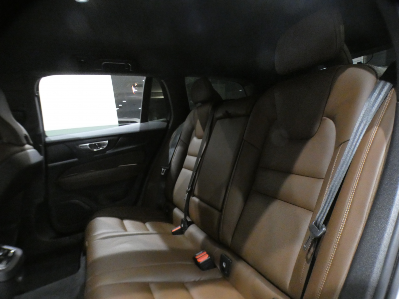 ボルボ V60 V60 ｸﾛｽｶﾝﾄﾘｰ ｱﾙﾃｨﾒｯﾄB5 AWD　☆1ｵｰﾅｰ 追ACC･LKA･ LCMA 茶革 ﾋｰﾀｰ ﾍﾞﾝﾁﾚｰﾀｰ ﾏｯｻｰｼﾞ ☆ｽﾃｱﾋｰﾀｰ ☆革張りﾀﾞｯｼｭﾎﾞｰﾄﾞ ☆Googleﾅﾋﾞ harmank 全周囲ｶﾒﾗ ﾍｯﾄﾞｱｯﾌﾟDSP LEDﾗｲﾄ ｵｰﾄﾃｰﾙｹﾞｰﾄ 19AW　2年保証