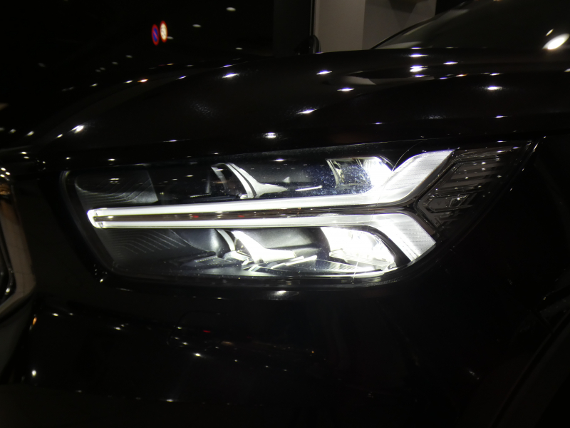 ボルボ XC40 XC40 T5 AWD ｲﾝｽｸﾘﾌﾟｼｮﾝ　☆1ｵｰﾅｰ 追ACC･LKA･ BLIS 赤革 ☆全席ﾋｰﾀｰ☆ｻﾝﾙｰﾌ ☆ｸﾘｽﾀﾙｼﾌﾄ ﾀｯﾁｽｸﾘｰﾝHDDﾅﾋﾞ harmank 全周囲ｶﾒﾗ ﾜｲﾔﾚｽCH LEDﾗｲﾄ ｵｰﾄﾃｰﾙｹﾞｰﾄ 19AW　2年保証