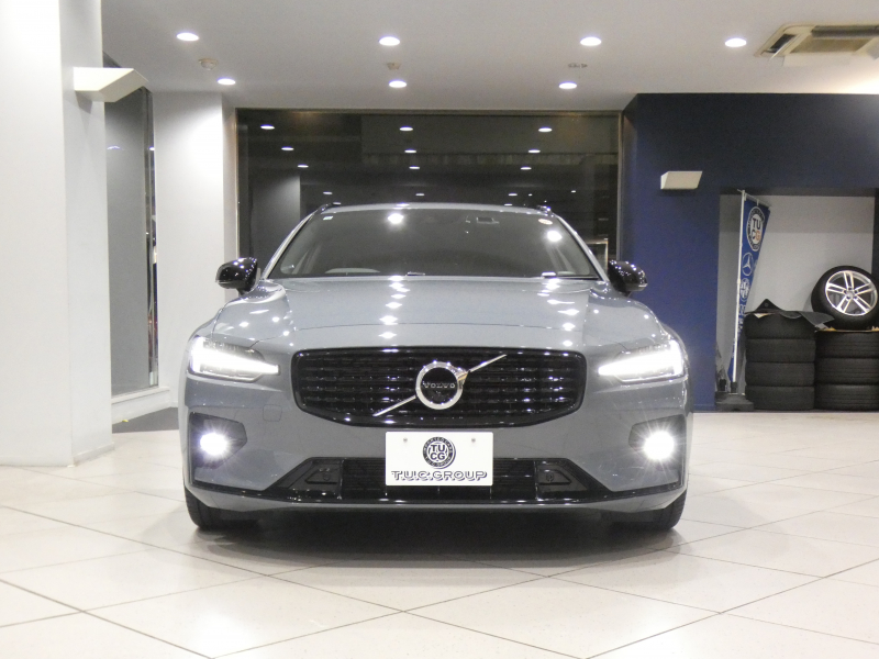ボルボ V60 V60 B5 Rﾃﾞｻﾞｲﾝ　ｼﾃｨｾｰﾌﾃｨ 追ACC･BLIS 黒半革 ☆全席ﾋｰﾀｰ ☆ｽﾃｱﾋｰﾀｰ ﾀｯﾁｽｸﾘｰﾝHDDﾅﾋﾞTV harman/K 全周囲ｶﾒﾗ ﾍｯﾄﾞｱｯﾌﾟDSP LEDﾗｲﾄ Rﾃﾞｻﾞｲﾝ専用ｴｸｽﾃﾘｱ ☆OP19AW B5ｴﾝｼﾞﾝ+ﾓｰﾀｰ　2年保証