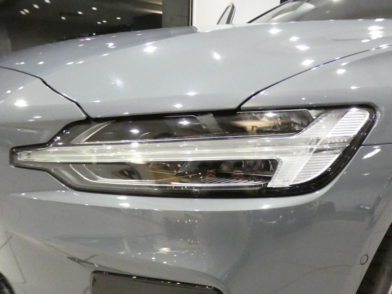 ボルボ V60 V60 B5 Rﾃﾞｻﾞｲﾝ　ｼﾃｨｾｰﾌﾃｨ 追ACC･BLIS 黒半革 ☆全席ﾋｰﾀｰ ☆ｽﾃｱﾋｰﾀｰ ﾀｯﾁｽｸﾘｰﾝHDDﾅﾋﾞTV harman/K 全周囲ｶﾒﾗ ﾍｯﾄﾞｱｯﾌﾟDSP LEDﾗｲﾄ Rﾃﾞｻﾞｲﾝ専用ｴｸｽﾃﾘｱ ☆OP19AW B5ｴﾝｼﾞﾝ+ﾓｰﾀｰ　2年保証