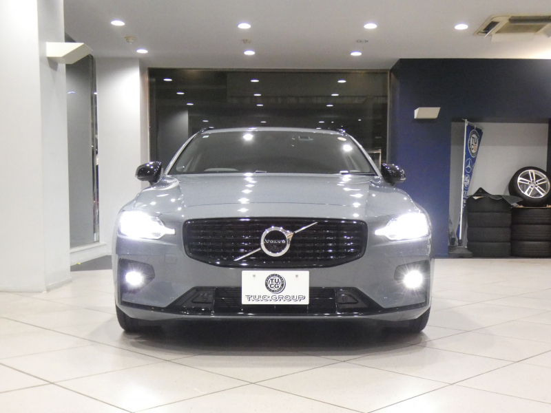 ボルボ V60 V60 B5 Rﾃﾞｻﾞｲﾝ　ｼﾃｨｾｰﾌﾃｨ 追ACC･BLIS 黒半革 ☆全席ﾋｰﾀｰ ☆ｽﾃｱﾋｰﾀｰ ﾀｯﾁｽｸﾘｰﾝHDDﾅﾋﾞTV harman/K 全周囲ｶﾒﾗ ﾍｯﾄﾞｱｯﾌﾟDSP LEDﾗｲﾄ Rﾃﾞｻﾞｲﾝ専用ｴｸｽﾃﾘｱ ☆OP19AW B5ｴﾝｼﾞﾝ+ﾓｰﾀｰ　2年保証