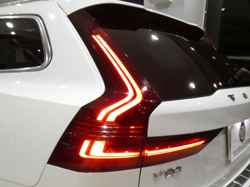 ボルボ V90 V90 B6 AWD ｲﾝｽｸﾘﾌﾟｼｮﾝ　ｼﾃｨｾｰﾌ 追ACC･LKA･ LCMA ｽﾃｱﾋｰﾀｰ 茶革 全席ﾋｰﾀｰ ☆ﾊﾟﾉﾗﾏSR ﾀｯﾁｽｸﾘｰﾝHDDﾅﾋﾞTV ☆B&Wｻｳﾝﾄﾞ 全周ｶﾒﾗ PDC ﾍｯﾄﾞｱｯﾌﾟDSP ☆ｸﾘｽﾀﾙｼﾌﾄ LEDﾗｲﾄ 専用ｴｸｽﾃﾘｱ&19AW B6ｴﾝｼﾞﾝ +ﾓｰﾀｰ　2年保証