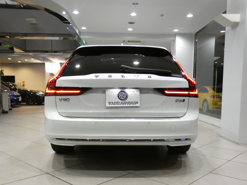 ボルボ V90 V90 B6 AWD ｲﾝｽｸﾘﾌﾟｼｮﾝ　ｼﾃｨｾｰﾌ 追ACC･LKA･ LCMA ｽﾃｱﾋｰﾀｰ 茶革 全席ﾋｰﾀｰ ☆ﾊﾟﾉﾗﾏSR ﾀｯﾁｽｸﾘｰﾝHDDﾅﾋﾞTV ☆B&Wｻｳﾝﾄﾞ 全周ｶﾒﾗ PDC ﾍｯﾄﾞｱｯﾌﾟDSP ☆ｸﾘｽﾀﾙｼﾌﾄ LEDﾗｲﾄ 専用ｴｸｽﾃﾘｱ&19AW B6ｴﾝｼﾞﾝ +ﾓｰﾀｰ　2年保証