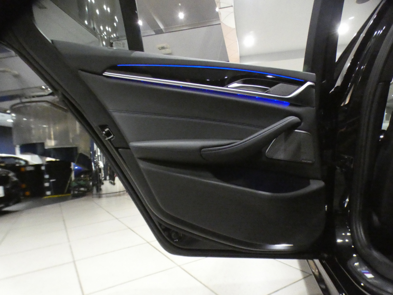 BMW 5シリーズ 523iﾂｰﾘﾝｸﾞｴﾃﾞｨｼｮﾝ ﾐｯｼｮﾝｲﾝﾎﾟｯｼﾌﾞﾙ　☆特別仕様 Dｱｼｽﾄ+ 追ACC ﾚｰﾝCHW 衝突軽減 ｸﾛｽ/ｱﾙｶﾝﾀｰﾗｼｰﾄ  iﾄﾞﾗｲﾌﾞﾅﾋﾞ(第6世代ﾀｯﾁP対応) ☆harman/k 全周囲ｶﾒﾗ PDC ☆ﾍｯﾄﾞｱｯﾌﾟDSP LEDﾗｲﾄ ｵｰﾄﾄﾗﾝｸ Mｽﾎﾟｰﾂｴｱﾛ&19AW　2年保証