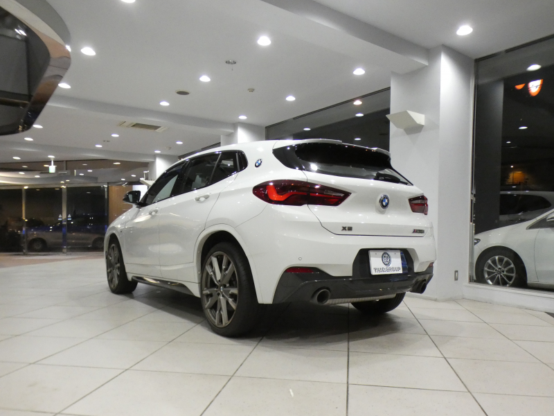 BMW X2 X2 M35i ADｾｰﾌﾃｨ&ｾﾚｸﾄPKG　ｺﾝﾌｫA 追ACC ﾚｰﾝDW ｲﾝﾃﾘS Mｽﾎﾟｰﾂｼｰﾄ ﾊﾟﾉﾗﾏSR ﾀｯﾁP対応iﾄﾞﾗｲﾌﾞﾅﾋﾞ(第6世代) ﾍｯﾄﾞｱｯﾌﾟDSP ﾜｲﾔﾚｽCH Bｶﾒﾗ PDC LEDﾗｲﾄ 専用ｴｸｽﾃﾘｱ&20AW 306ps　2年保証