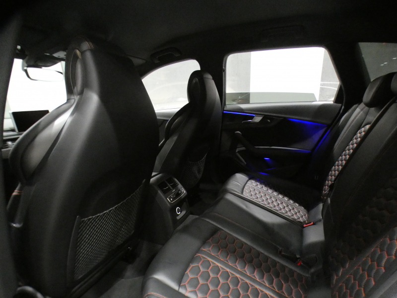 アウディ RS4アバント RS4ｱﾊﾞﾝﾄ   ｶｰﾎﾞﾝｽﾀｲﾘﾝｸﾞPKG　ADVｷｰ 追ACC ﾚｰﾝ&ｻｲﾄﾞｱｼｽﾄ ｱｳﾃﾞｨﾌﾟﾚｾﾝｽ 黒革 全席ﾋｰﾀｰ MMIﾅﾋﾞ ﾊﾞｰﾁｬﾙCP B&Oｻｳﾝﾄﾞ 全周囲ｶﾒﾗ PDC ﾏﾄﾘｸｽLED 専用ｴｸｽﾃﾘｱ&20AW RSｽﾎﾟｰﾂEX 450ps　2年保証