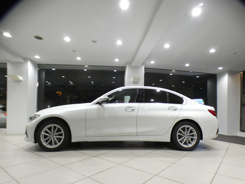 BMW 3シリーズ 320i ﾋﾟｭｱｴﾚｶﾞﾝｽ　☆首都圏限定100台 Dｱｼｽﾄ+ 追ACC ﾚｰﾝCHW 衝突軽減 茶革 ﾋｰﾀｰ  iﾄﾞﾗｲﾌﾞﾅﾋﾞ(第7世代ﾀｯﾁP対応) ﾜｲﾔﾚｽCH ☆TVﾁｭｰﾅｰ 全周囲ｶﾒﾗ PDC  LEDﾗｲﾄ ｵｰﾄﾄﾗﾝｸ 17AW　2年保証