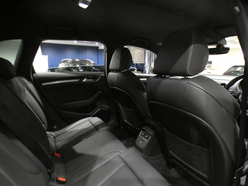 アウディ S3 S3ｽﾎﾟｰﾂﾊﾞｯｸ  ｱｼｽﾀﾝｽPKG　後期 追ACC ﾚｰﾝ&ｻｲﾄﾞｱｼｽﾄ ☆黒ﾅｯﾊﾟ革 ﾋｰﾀｰ ☆B&Oｻｳﾝﾄﾞ MMIﾅﾋﾞ ﾊﾞｰﾁｬﾙCP ｽﾏｰﾄﾌｫﾝIF Bｶﾒﾗ PDC ﾏﾄﾘｸｽLED ☆ﾚﾑｽﾏﾌﾗｰ 専用ｴｸｽﾃﾘｱ&18AW 赤ｷｬﾘﾊﾟｰ H&Rﾀﾞｳﾝｻｽ 290ps　2年保証