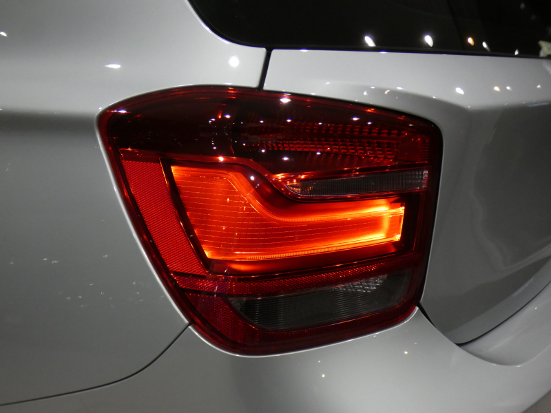 BMW 1シリーズ M135i ﾊﾟｰｷﾝｸﾞｻﾎﾟｰﾄPKG　ｺﾝﾌｫA 黒革 ﾋｰﾀｰ iDriveﾅﾋﾞ(CIC) BTｵｰﾃﾞｨｵ ☆Bｶﾒﾗ Rｾﾝｻｰ ｷｾﾉﾝ 専用ｴｸｽﾃﾘｱ&18AW 326ps　2年保証