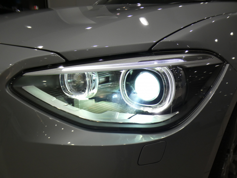 BMW 1シリーズ M135i ﾊﾟｰｷﾝｸﾞｻﾎﾟｰﾄPKG　ｺﾝﾌｫA 黒革 ﾋｰﾀｰ iDriveﾅﾋﾞ(CIC) BTｵｰﾃﾞｨｵ ☆Bｶﾒﾗ Rｾﾝｻｰ ｷｾﾉﾝ 専用ｴｸｽﾃﾘｱ&18AW 326ps　2年保証