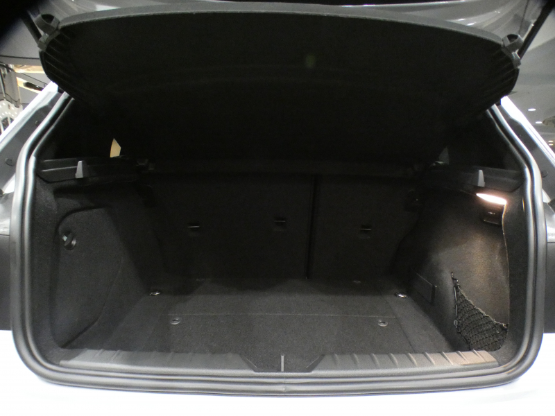 BMW 1シリーズ M135i ﾊﾟｰｷﾝｸﾞｻﾎﾟｰﾄPKG　ｺﾝﾌｫA 黒革 ﾋｰﾀｰ iDriveﾅﾋﾞ(CIC) BTｵｰﾃﾞｨｵ ☆Bｶﾒﾗ Rｾﾝｻｰ ｷｾﾉﾝ 専用ｴｸｽﾃﾘｱ&18AW 326ps　2年保証