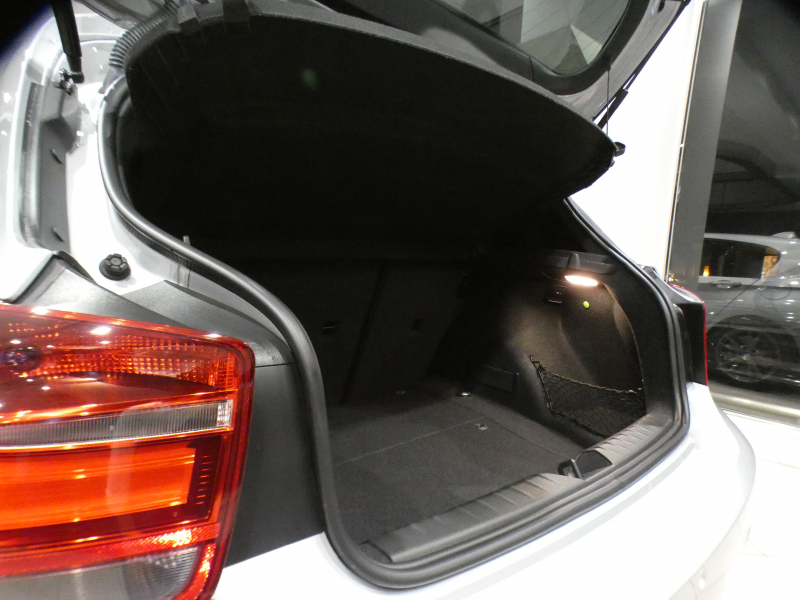 BMW 1シリーズ M135i ﾊﾟｰｷﾝｸﾞｻﾎﾟｰﾄPKG　ｺﾝﾌｫA 黒革 ﾋｰﾀｰ iDriveﾅﾋﾞ(CIC) BTｵｰﾃﾞｨｵ ☆Bｶﾒﾗ Rｾﾝｻｰ ｷｾﾉﾝ 専用ｴｸｽﾃﾘｱ&18AW 326ps　2年保証