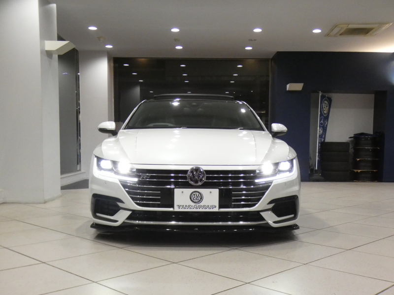 フォルクスワーゲン アルテオン ｱﾙﾃｵﾝ TSI 4MOTION Rﾗｲﾝ ｱﾄﾞﾊﾞﾝｽ ﾗｸﾞｼﾞｭｱﾘｰPKG　追ACC ﾚｰﾝﾁｪﾝｼﾞLKA 黒革 全席ﾋｰﾀｰ ﾊﾟﾉﾗﾏSR ﾃﾞｨｽｶﾊﾞｰﾅﾋﾞ ☆DYNAUDIOｻｳﾝﾄﾞ 全周ｶﾒﾗ ﾍｯﾄﾞｱｯﾌﾟDSP LEDﾗｲﾄ ｱﾝﾋﾞｴﾝﾄﾗｲﾄ ☆ﾏｸｽﾄﾝｴｱﾛ ☆ﾛﾊﾅ20AW ﾀﾞｳﾝｻｽ　2年保証