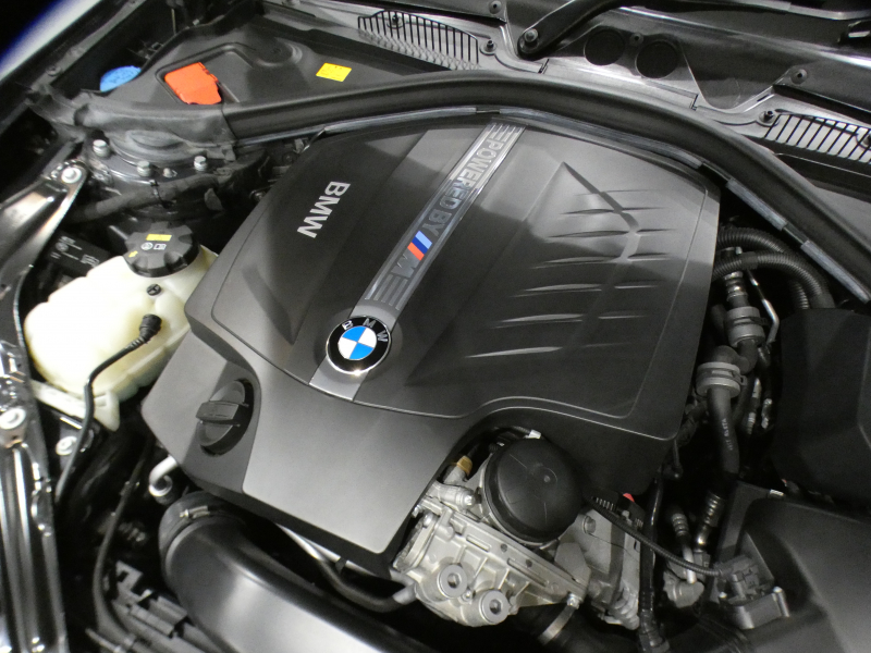BMW Mシリーズ M2ｸｰﾍﾟ　☆後期 ｺﾝﾌｫA 黒革 ﾋｰﾀｰ ☆CS用ｱﾙｶﾝﾀﾗｽﾃｱﾘﾝｸﾞ ﾀｯﾁP対応iDriveﾅﾋﾞ ☆harman/k ☆TVﾁｭｰﾅｰ Bｶﾒﾗ PDC LEDﾗｲﾄ 専用ｴｸｽﾃﾘｱ&19AW 370ps　2年保証