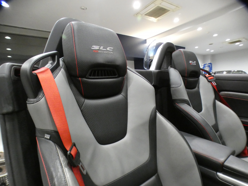 メルセデスベンツ SLCクラス SLC180ｽﾎﾟｰﾂ ﾚｯﾄﾞｱｰﾄｴﾃﾞｨｼｮﾝ　☆特別仕様 ｷｰﾚｽｺﾞｰ ☆専用内装&専用ﾅｯﾊﾟ革 ﾋｰﾀｰ&ｴｱｽｶｰﾌ ﾅﾋﾞTV carplay Bｶﾒﾗ LEDﾗｲﾄ 専用ｴｸｽﾃﾘｱ&18AW　2年保証
