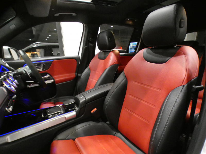 AMG GLB GLB35 4MATIC ｱﾄﾞﾊﾞﾝｽﾄﾞ&ﾚｰﾀﾞｰｾｰﾌﾃｨPKG　 ☆赤&黒革 ☆ﾊﾟﾉﾗﾏSR MBUX TV carPlay 全周囲ｶﾒﾗ PTS ﾍｯﾄﾞｱｯﾌﾟDSP ﾏﾙﾁﾋﾞｰﾑLED ｱﾝﾋﾞｴﾝﾄﾗｲﾄ AMG専用ｴｸｽﾃﾘｱ&19AW 306ps　2年保証