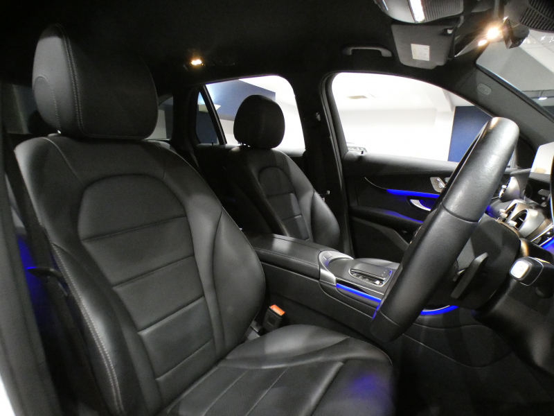 メルセデスベンツ GLC GLC220d 4MATIC ｽﾎﾟｰﾂﾗｲﾝED　☆1ｵｰﾅｰ ☆特別仕様 後期 黒革 ﾋｰﾀｰ MBUX Meｺﾈ 全周囲ｶﾒﾗ PTS ﾜｲﾔﾚｽCH LEDﾗｲﾄ ｱﾝﾋﾞｴﾝﾄﾗｲﾄ AMGｽﾀｲﾘﾝｸﾞ&19AW　2年保証