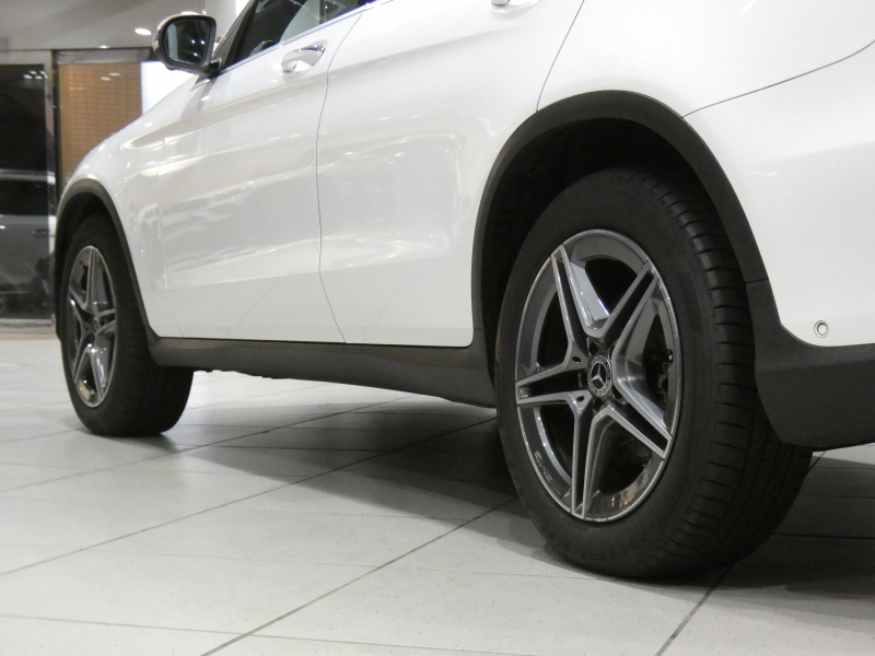 メルセデスベンツ GLC GLC220d 4MATIC ｽﾎﾟｰﾂﾗｲﾝED　☆1ｵｰﾅｰ ☆特別仕様 後期 黒革 ﾋｰﾀｰ MBUX Meｺﾈ 全周囲ｶﾒﾗ PTS ﾜｲﾔﾚｽCH LEDﾗｲﾄ ｱﾝﾋﾞｴﾝﾄﾗｲﾄ AMGｽﾀｲﾘﾝｸﾞ&19AW　2年保証