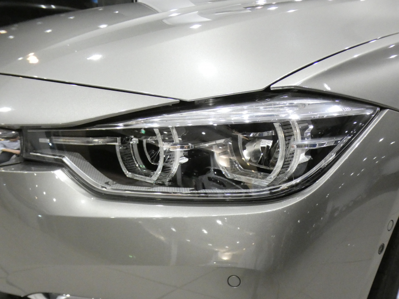 BMW 3シリーズ 320i XDriveﾂｰﾘﾝｸﾞ ﾗｸﾞｼﾞｭｱﾘｰ　後期 追ACC ﾚｰﾝCHW 衝突軽減 ☆ﾍｯﾄﾞｱｯﾌﾟDSP ﾍﾞｰｼﾞｭ革 ﾋｰﾀｰ ﾀｯﾁP対応iﾄﾞﾗｲﾌﾞﾅﾋﾞ(第6世代) ☆ﾄｯﾌﾟ･ｻｲﾄﾞﾋﾞｭｰｶﾒﾗ PDC ☆TVﾁｭｰﾅｰ LEDﾗｲﾄ&ﾃｰﾙﾗﾝﾌﾟ ｵｰﾄﾃｰﾙｹﾞｰﾄ　2年保証