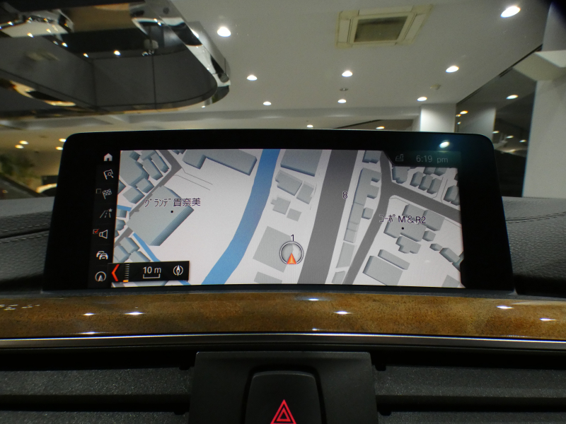 BMW 3シリーズ 320i XDriveﾂｰﾘﾝｸﾞ ﾗｸﾞｼﾞｭｱﾘｰ　後期 追ACC ﾚｰﾝCHW 衝突軽減 ☆ﾍｯﾄﾞｱｯﾌﾟDSP ﾍﾞｰｼﾞｭ革 ﾋｰﾀｰ ﾀｯﾁP対応iﾄﾞﾗｲﾌﾞﾅﾋﾞ(第6世代) ☆ﾄｯﾌﾟ･ｻｲﾄﾞﾋﾞｭｰｶﾒﾗ PDC ☆TVﾁｭｰﾅｰ LEDﾗｲﾄ&ﾃｰﾙﾗﾝﾌﾟ ｵｰﾄﾃｰﾙｹﾞｰﾄ　2年保証