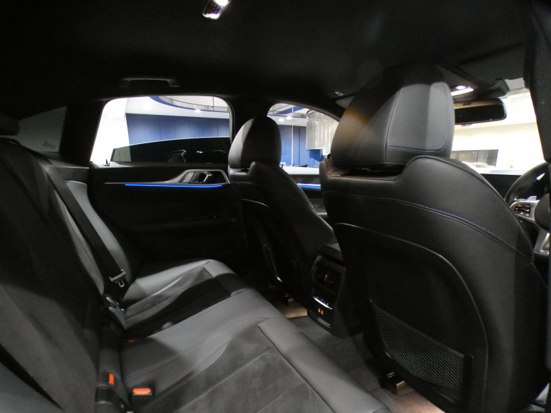 BMW 4シリーズ 420iｸﾞﾗﾝｸｰﾍﾟ Mｽﾎﾟｰﾂ　Dｱｼｽﾄ+ 追ACC ﾚｰﾝCHW 衝突軽減 黒半革 ﾋｰﾀｰ iﾄﾞﾗｲﾌﾞﾅﾋﾞ(第7世代ﾀｯﾁP対応) ﾜｲﾔﾚｽCH 全周囲ｶﾒﾗ PDC LEDﾗｲﾄ ｵｰﾄﾃｰﾙｹﾞｰﾄ Mｽﾎﾟｰﾂｴｱﾛ&18AW　2年保証