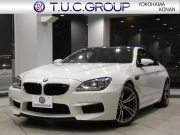 BMW Mシリーズ M6ｸｰﾍﾟ　ｺﾝﾌｫA 黒革 ﾋｰﾀｰ ｶｰﾎﾞﾝR iﾄﾞﾗｲﾌﾞﾅﾋﾞ(CIC) BTｵｰﾃﾞｨｵ Bｶﾒﾗ&ﾌﾛﾝﾄｶﾒﾗ PDC ﾍｯﾄﾞｱｯﾌﾟDSP LEDﾗｲﾄ 専用ｴｸｽﾃﾘｱ&20AW 560ps　2年保証