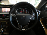 ボルボ V40 V40ｸﾛｽｶﾝﾄﾘｰ T5 AWD ｻﾏﾑ　追ACC･LKA･LCMA 茶革 ﾋｰﾀｰ 7ｲﾝﾁHDDﾅﾋﾞTV ﾌﾟﾚﾐｱﾑｻｳﾝﾄﾞ Bｶﾒﾗ LEDﾗｲﾄ ﾄﾞﾗﾚｺ 専用ｴｸｽﾃﾘｱ&18AW　2年保証