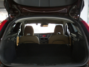 ボルボ V40 V40ｸﾛｽｶﾝﾄﾘｰ T5 AWD ｻﾏﾑ　追ACC･LKA･LCMA 茶革 ﾋｰﾀｰ 7ｲﾝﾁHDDﾅﾋﾞTV ﾌﾟﾚﾐｱﾑｻｳﾝﾄﾞ Bｶﾒﾗ LEDﾗｲﾄ ﾄﾞﾗﾚｺ 専用ｴｸｽﾃﾘｱ&18AW　2年保証