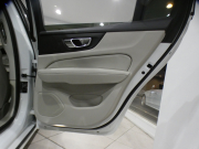 ボルボ V60 V60 T5ｲﾝｽｸﾘﾌﾟｼｮﾝ ﾌﾟﾗｽPKG　1ｵｰﾅｰ 追ACC･LKA･ LCMA ｽﾃｱﾋｰﾀｰ 白革 全席ﾋｰﾀｰ ﾍﾞﾝﾁﾚｰﾀｰ ﾏｯｻｰｼﾞ機能 ﾊﾟﾉﾗﾏSR ﾀｯﾁｽｸﾘｰﾝHDDﾅﾋﾞTV harman/K 全周ｶﾒﾗ ﾍｯﾄﾞｱｯﾌﾟDSP LEDﾗｲﾄ ｵｰﾄﾃｰﾙｹﾞｰﾄ 19AW　2年保証