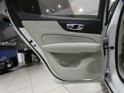 ボルボ V60 V60 T5ｲﾝｽｸﾘﾌﾟｼｮﾝ ﾌﾟﾗｽPKG　1ｵｰﾅｰ 追ACC･LKA･ LCMA ｽﾃｱﾋｰﾀｰ 白革 全席ﾋｰﾀｰ ﾍﾞﾝﾁﾚｰﾀｰ ﾏｯｻｰｼﾞ機能 ﾊﾟﾉﾗﾏSR ﾀｯﾁｽｸﾘｰﾝHDDﾅﾋﾞTV harman/K 全周ｶﾒﾗ ﾍｯﾄﾞｱｯﾌﾟDSP LEDﾗｲﾄ ｵｰﾄﾃｰﾙｹﾞｰﾄ 19AW　2年保証