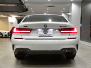 BMW 3シリーズ M340i xDrive ｲﾉﾍﾞｰｼｮﾝPKG　Dｱｼｽﾄ 追ACC ﾚｰﾝCHW 衝突軽減 黒革Mｽﾎﾟｰﾂｼｰﾄ ﾋｰﾀｰ iﾄﾞﾗｲﾌﾞﾅﾋﾞ(第7世代) harmank ﾜｲﾔﾚｽCH ﾍｯﾄﾞｱｯﾌﾟDSP 全周ｶﾒﾗ PDC ﾚｰｻﾞｰﾗｲﾄ ｵｰﾄﾄﾗﾝｸ 専用ｴｸｽﾃﾘｱ&19AW 387ps　2年保証