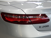 メルセデスベンツ Eクラス E200ｶﾌﾞﾘｵﾚ ｽﾎﾟｰﾂ ﾚｻﾞｰPKG　1ｵｰﾅｰ 黒革/黒幌 ﾋｰﾀｰ&ｴｱｽｶｰﾌ ﾅﾋﾞTV ﾌﾞﾙﾒｽﾀｰ 全周囲ｶﾒﾗ PTS ﾍｯﾄﾞｱｯﾌﾟDSP ﾏﾙﾁﾋﾞｰﾑLED ｱﾝﾋﾞｴﾝﾄﾗｲﾄ AMGｽﾀｲﾘﾝｸﾞ&19AW　2年保証