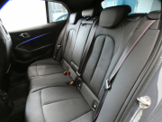 BMW 1シリーズ M135i XDrive　☆indivi外装 1ｵｰﾅｰ ｺﾝﾌｫA 追ACC ﾚｰﾝDW ﾚｰﾝCHW 衝突軽減 黒革Mｽﾎﾟｰﾂｼｰﾄ ﾗｲﾌﾞCP ﾍｯﾄﾞｱｯﾌﾟDSP Bｶﾒﾗ PDC ｵｰﾄﾃｰﾙｹﾞｰﾄ LEDﾗｲﾄ 専用ｴｸｽﾃﾘｱ&18AW 306ps　2年保証