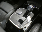 BMW 1シリーズ M135i XDrive　☆indivi外装 1ｵｰﾅｰ ｺﾝﾌｫA 追ACC ﾚｰﾝDW ﾚｰﾝCHW 衝突軽減 黒革Mｽﾎﾟｰﾂｼｰﾄ ﾗｲﾌﾞCP ﾍｯﾄﾞｱｯﾌﾟDSP Bｶﾒﾗ PDC ｵｰﾄﾃｰﾙｹﾞｰﾄ LEDﾗｲﾄ 専用ｴｸｽﾃﾘｱ&18AW 306ps　2年保証